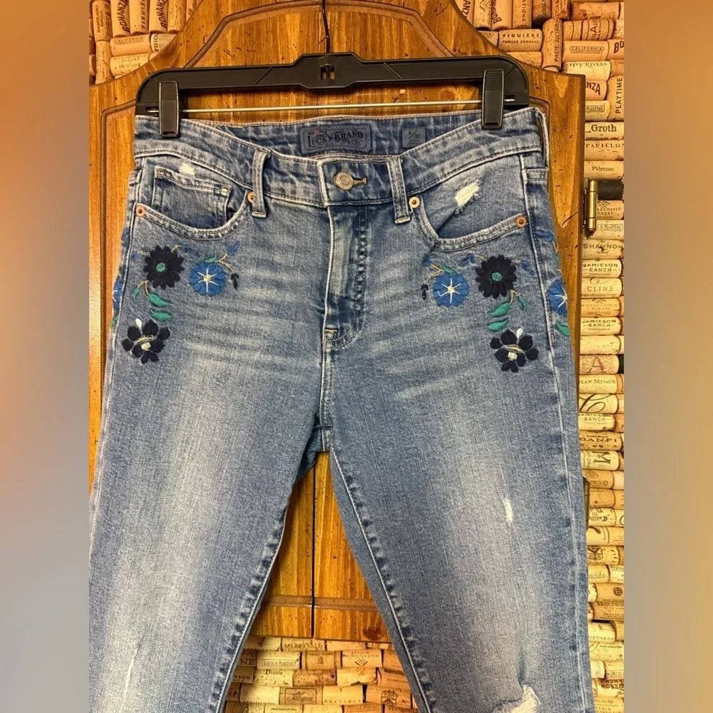 Lucky Brand ORTA Ava Skinny floral Embroidered Distressed ankle Jeans MidWash 27